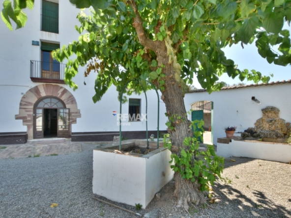 Barcelona | Can Archs: Exclusiva finca de 8.500 m² con majestuosa masía histórica del siglo XV