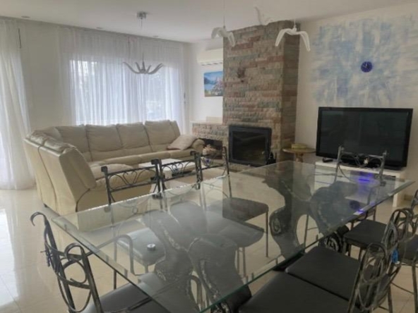 Villa exclusiva en Montemar, Castelldefels